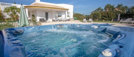 Bubbelpool utomhus
