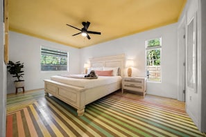 2 bedrooms, iron/ironing board, WiFi, bed sheets - Bright Bay Hideaway • Springs • Pets Welcome (Crystal River)