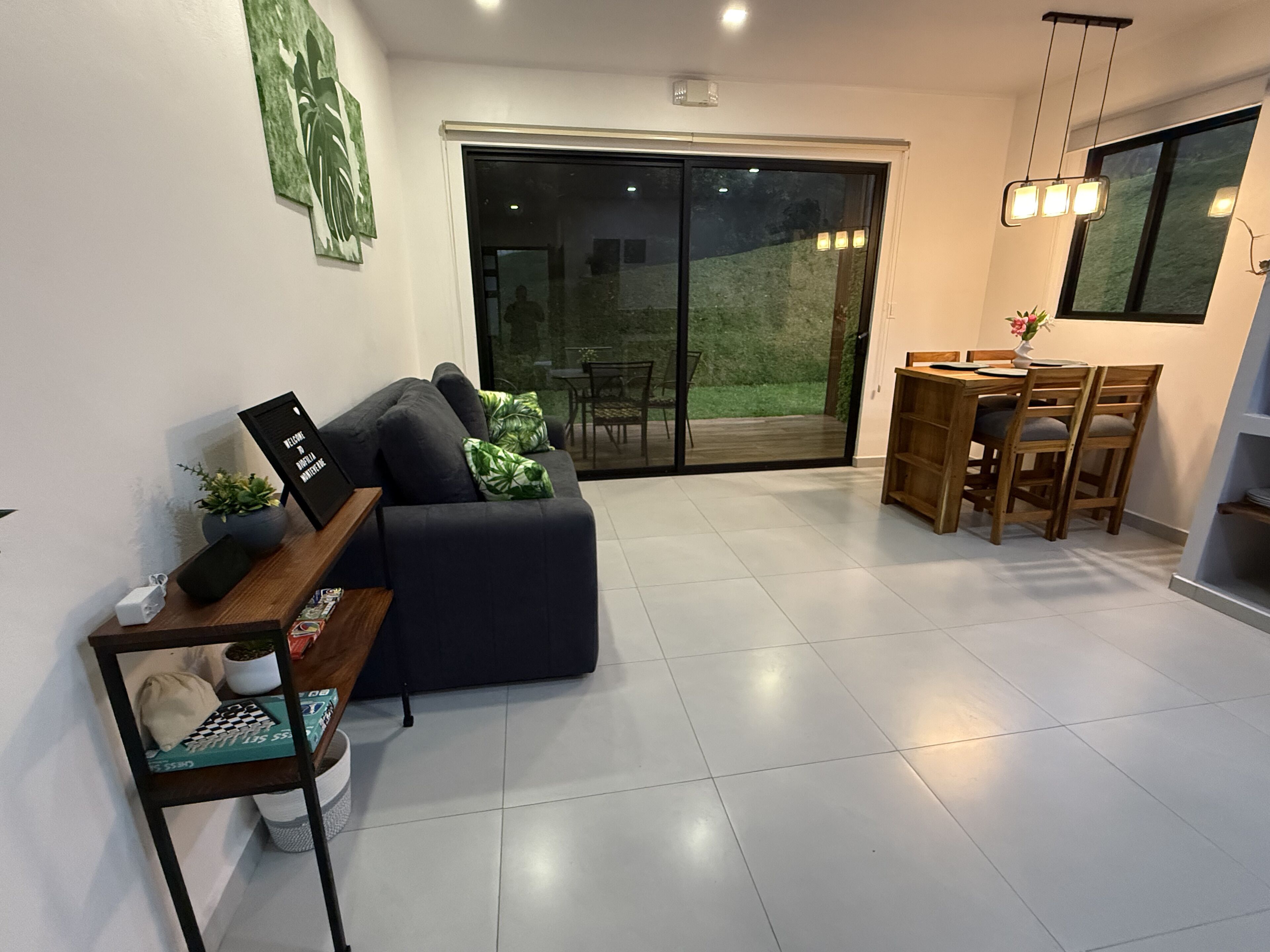 Luxury-Suite | Wohnbereich | Smart-TV