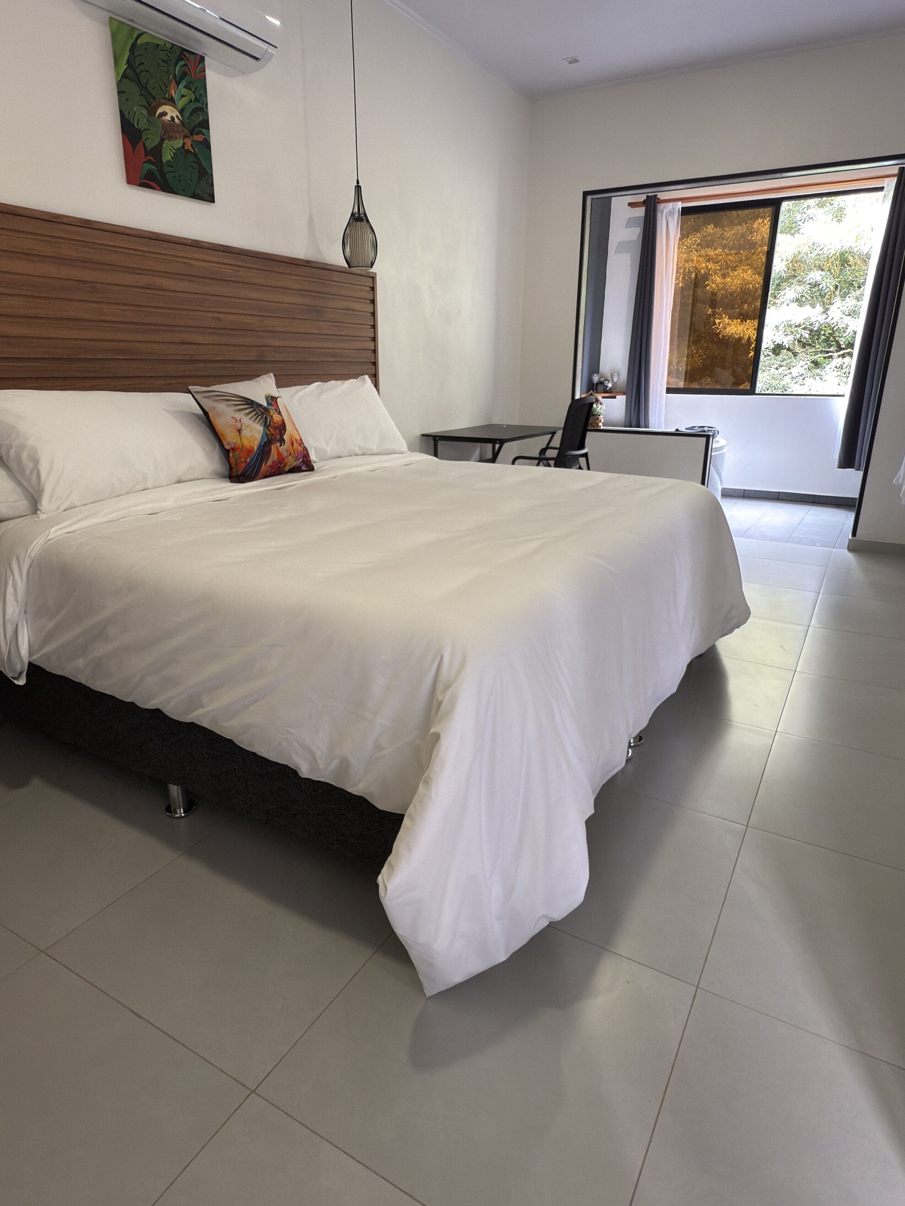 Apartment Rosa 4 | Premium bedding, in-room safe, laptop workspace, blackout drapes