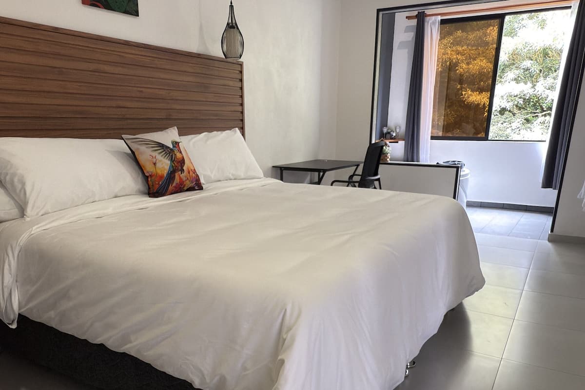 Luxury Suite, Mountain View