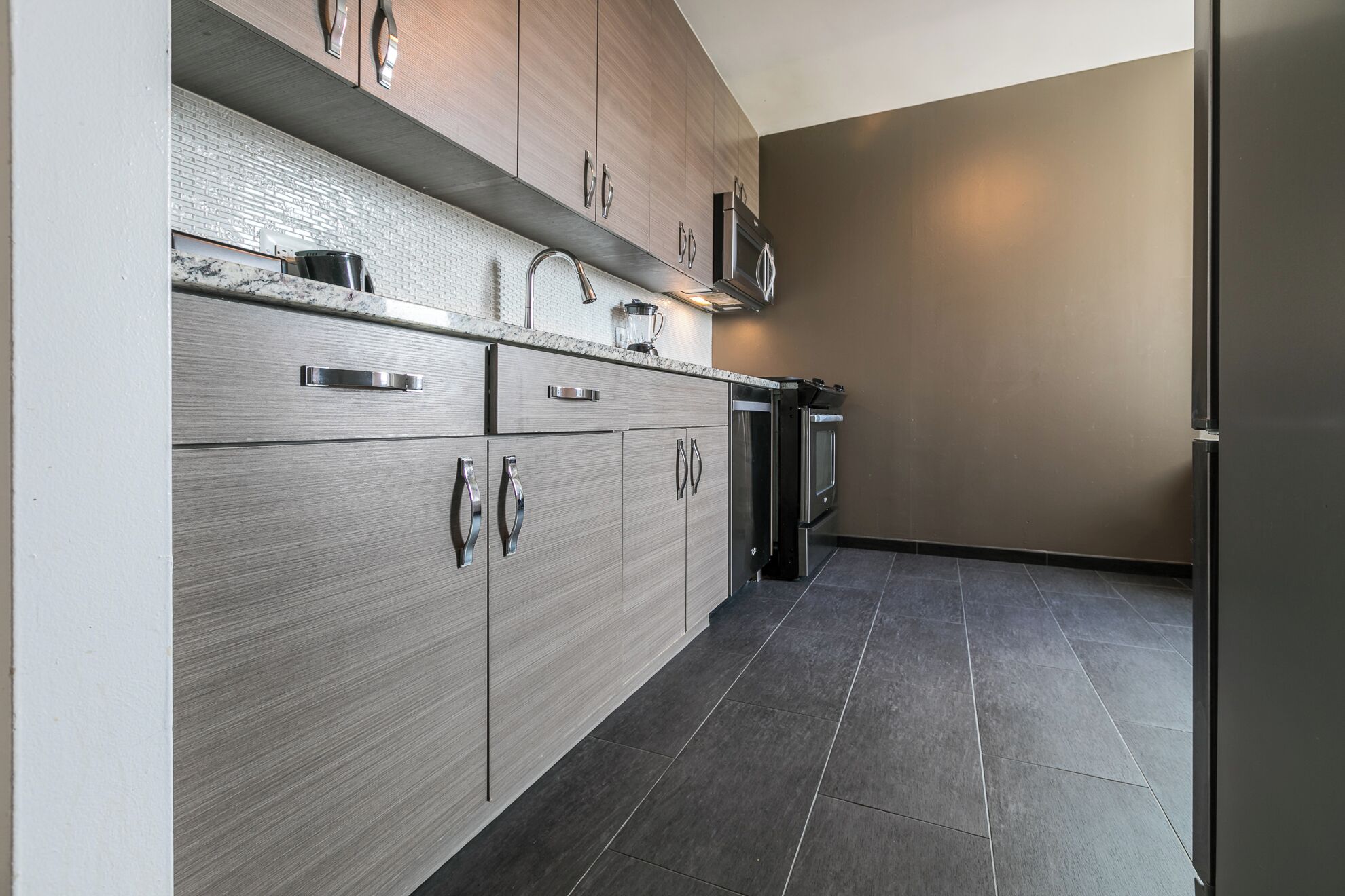 Family Apartment, 3 Bedrooms, Kitchen, City View | Private kitchen