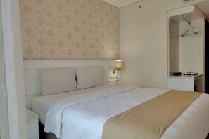 Unclassified image, 3 of 33, button - The Cube Hotel Malioboro, Azana Hotels Collection (Mantrijeron)
