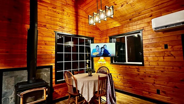 Unclassified image, 1 of 18, button - Grizzly Bear Cabin # 2. (Central Kootenay)