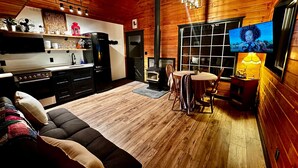 Unclassified image, 2 of 18, button - Grizzly Bear Cabin # 2. (Central Kootenay)