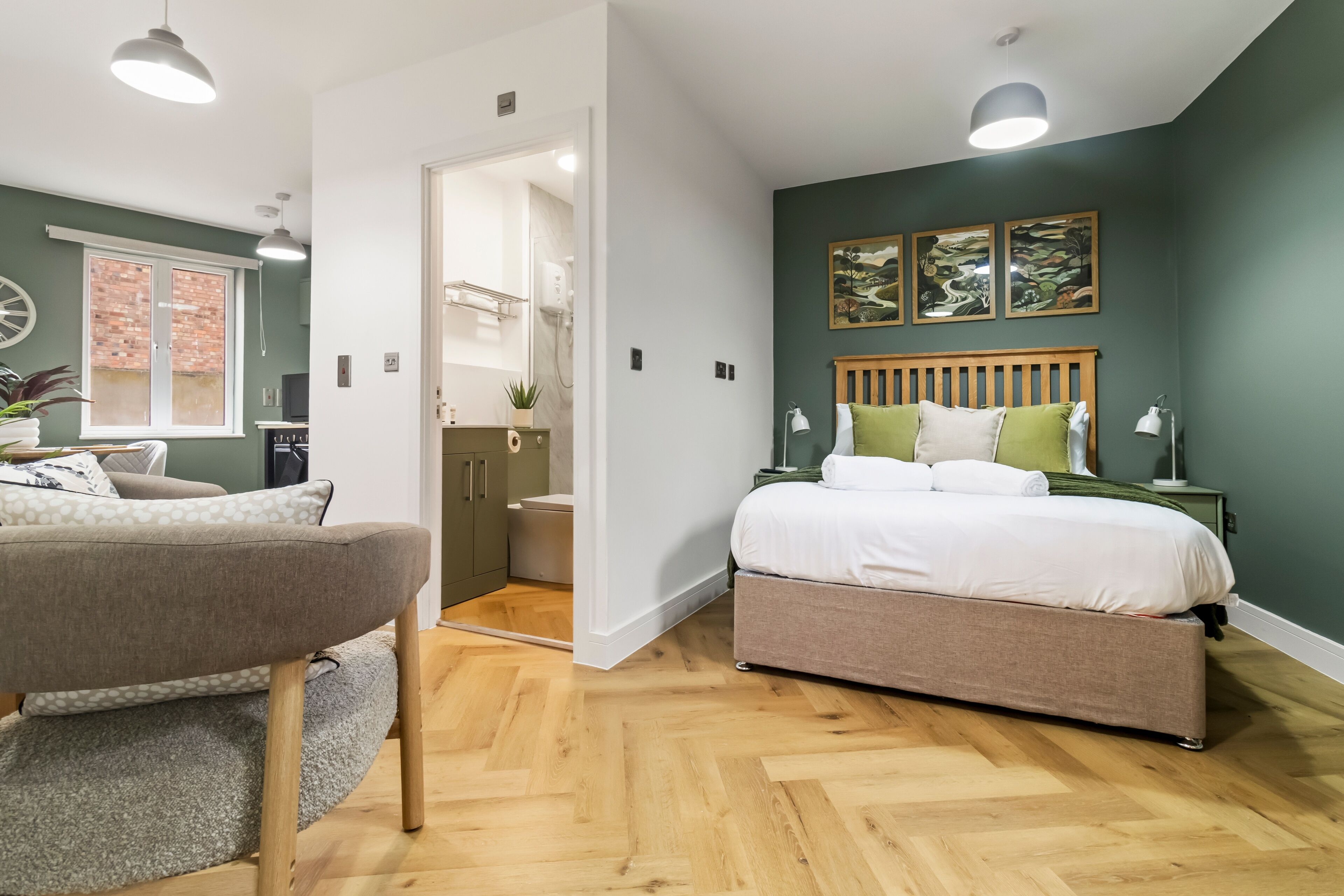 1 soverom, strykejern/-brett, wi-fi (inkludert) og sengetøy