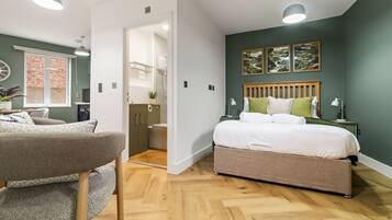 1 bedroom, iron/ironing board, free WiFi, bed sheets