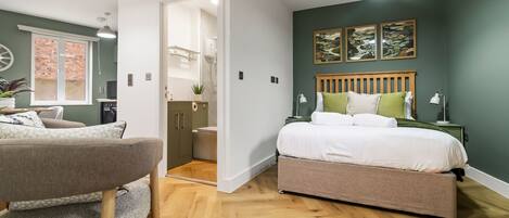 1 soverom, strykejern/-brett, wi-fi (inkludert) og sengetøy