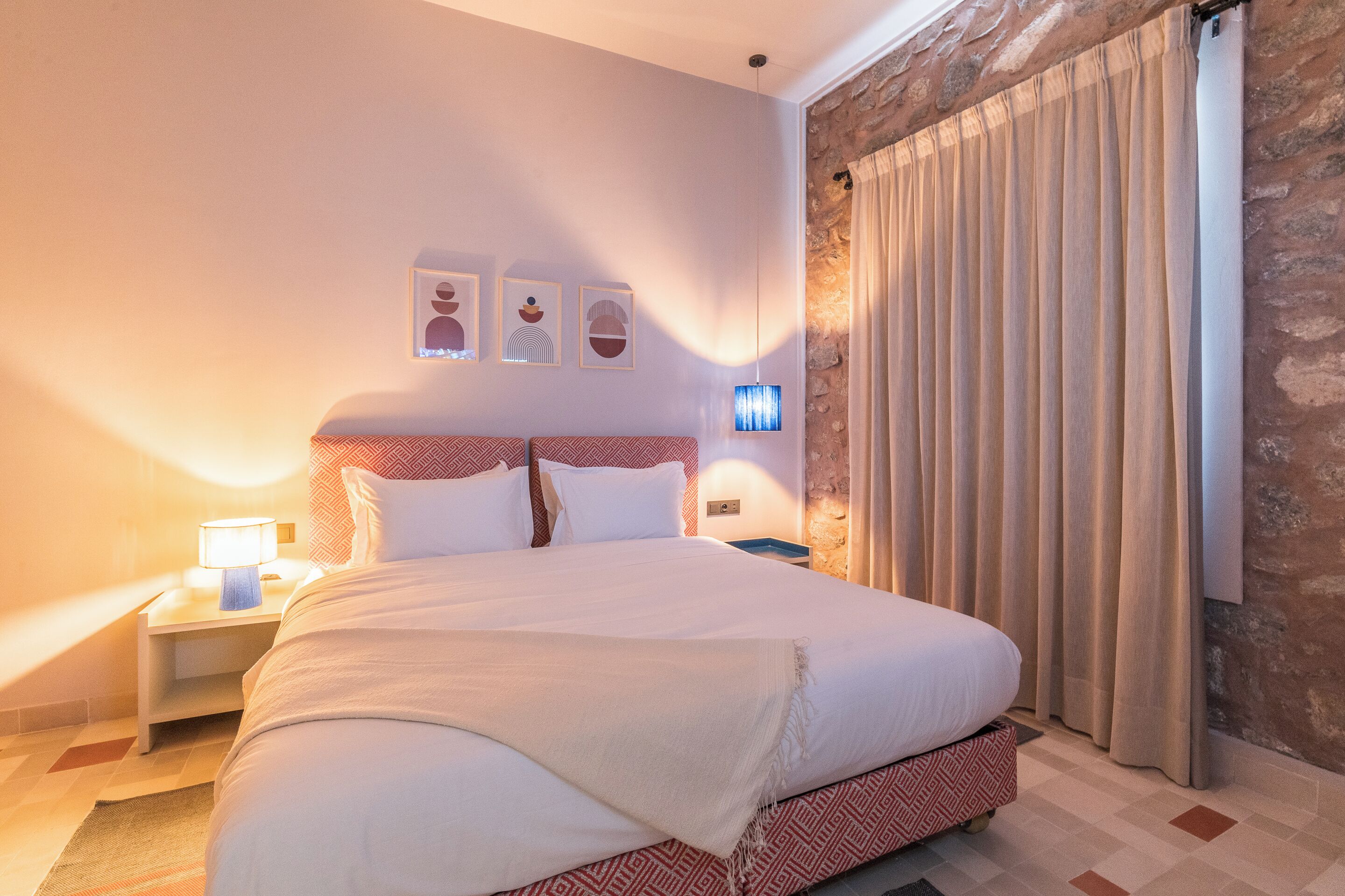 Deluxe Double Room, City View | In-room safe, laptop workspace, soundproofing, iron/ironing board