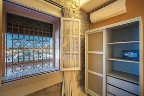 Superior Suite, City View | In-room safe, laptop workspace, soundproofing, iron/ironing board - JEMAA EL FNA Suites & Spa (Marrakech)
