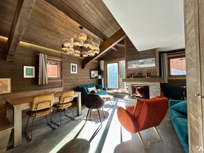 Smart TV, fireplace, books - Luxury 3 bedrooms, 2 bath duplex with open fireplace (Val-d'Isère)