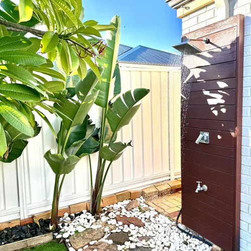 Family Beach House! Pet Friendly, Close to Parks!