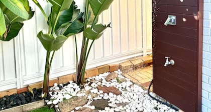 Family Beach House! Pet Friendly, Close to Parks!