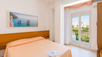 In-room safe, free WiFi