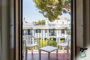 Minibar, in-room safe, free WiFi, bed sheets - Hotiday Vieste Centro (Vieste)