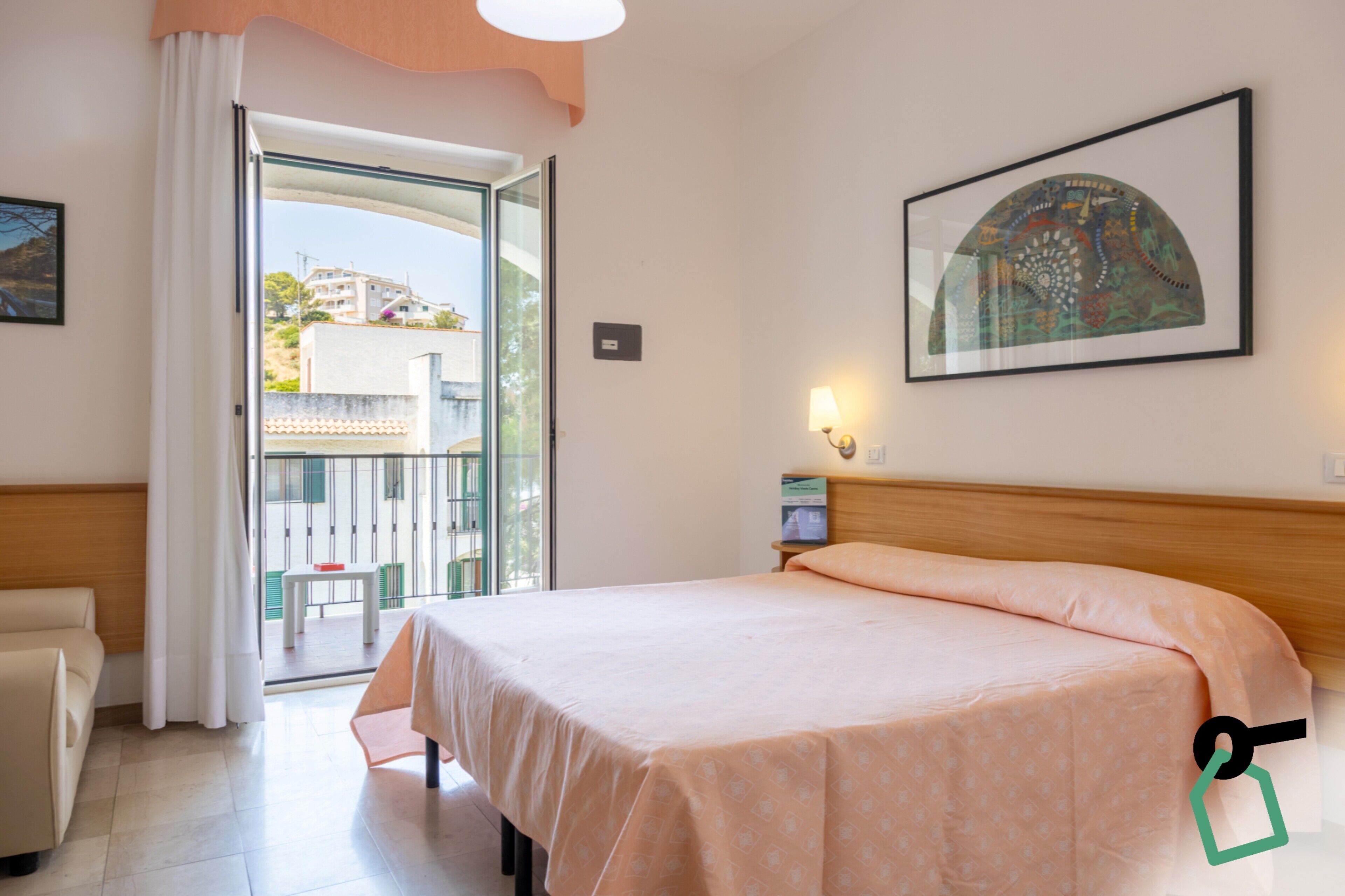 Minibar, in-room safe, free WiFi, bed sheets