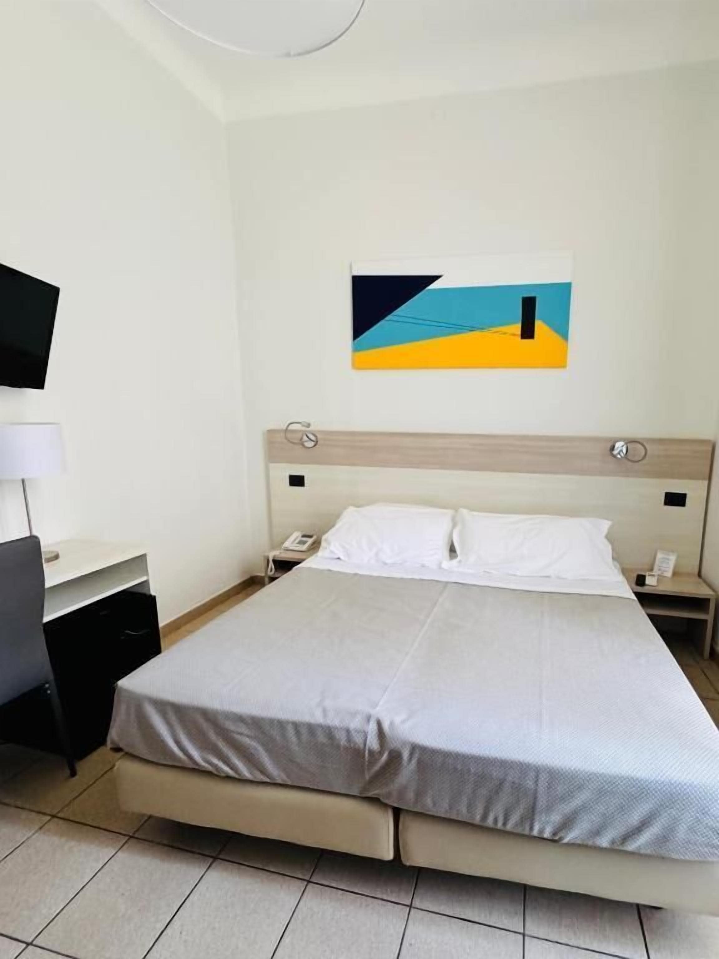 Doppelzimmer | Zimmersafe, Babybetten, kostenloses WLAN, Bettwäsche