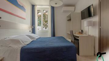 Doppelzimmer | Zimmersafe, Babybetten, kostenloses WLAN, Bettwäsche