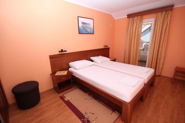 Comfort Studio, Balcony, Partial Sea View | Desk, laptop workspace, free WiFi