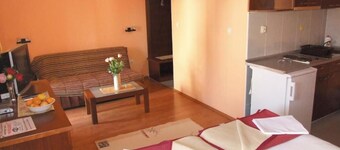 Beachfront Apartments Oaza 2