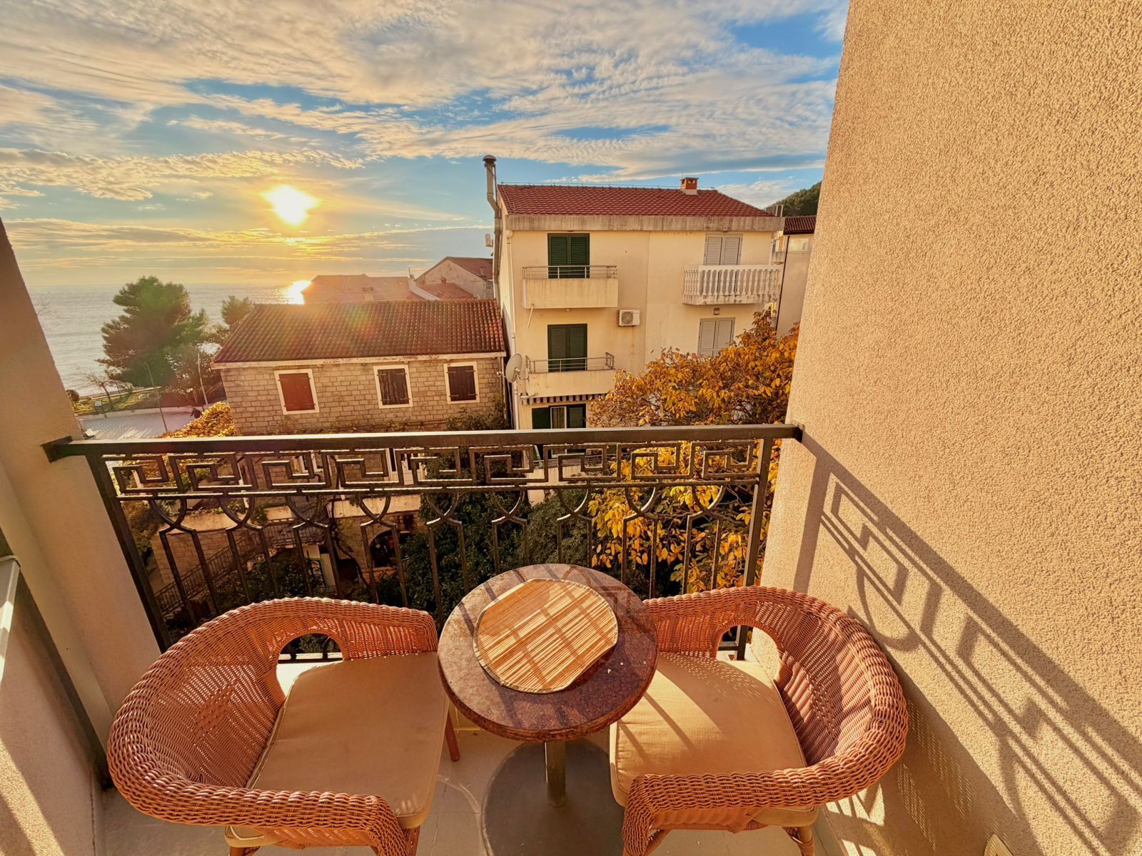 Comfort Studio, Balcony, Partial Sea View | Terrace/patio