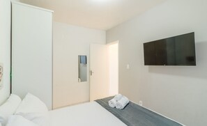 Room - Apt With A/C 350m From the Beach in BC Esf0203 (Balneário Camboriú)