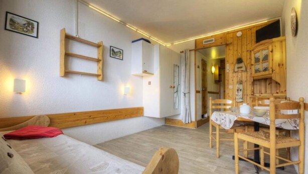 Room - Studio for 3 People in the Resort Center (Bourg-Saint-Maurice)