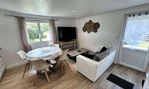 1202 - Cozy One-bedroom Apartment for Your Vacation in Saint-alban