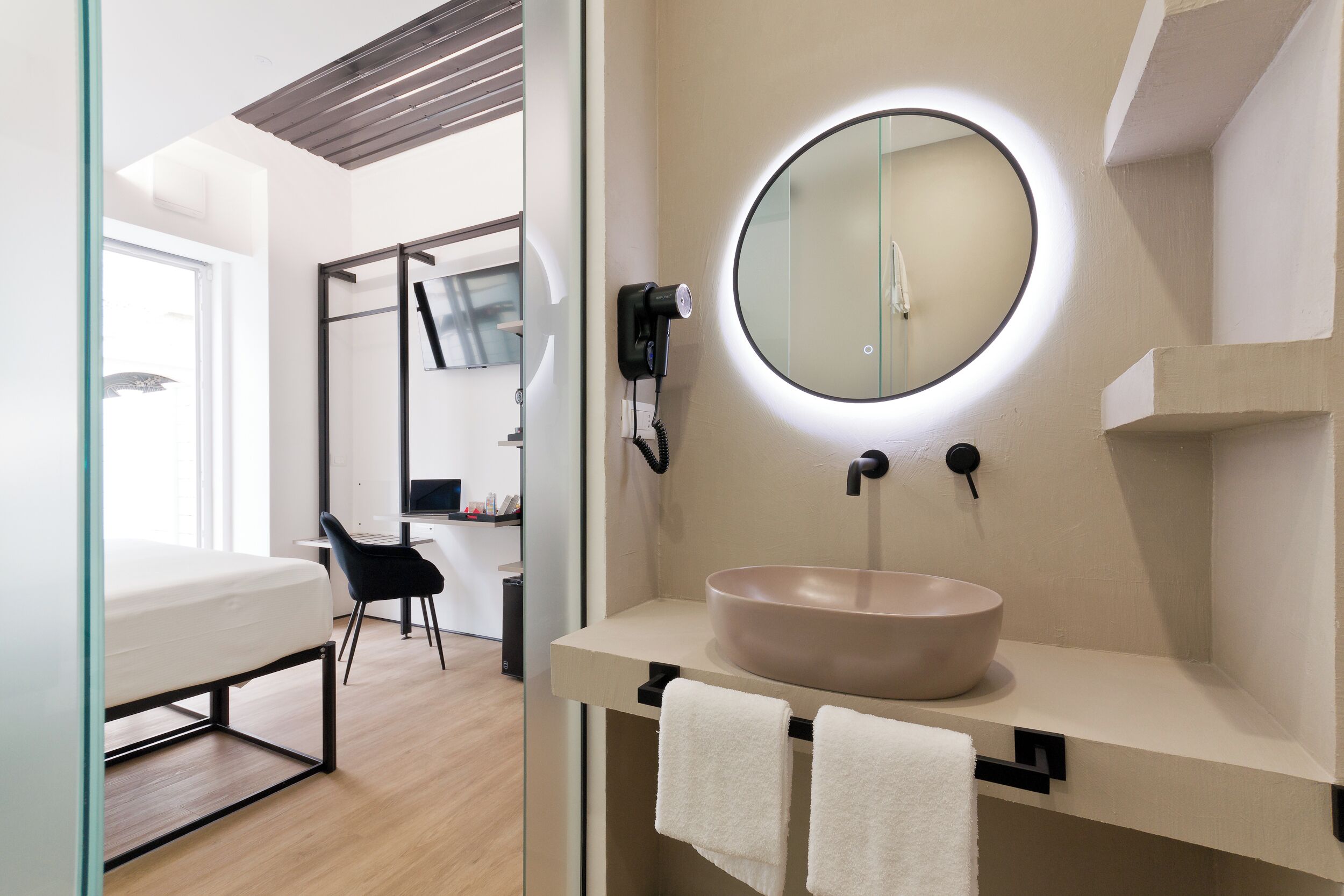 Premium Double or Twin Room, Non Smoking, Garden View | Bathroom
