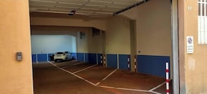 Estacionamiento limitado, estación de carga para vehículos eléctricos