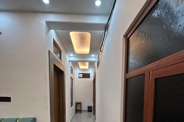 32-inch Smart TV with digital channels