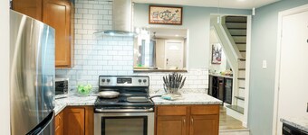 A Cherry on Top- 2 Suite Historic Home near Philadelphia.