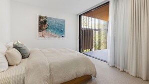 4 bedrooms, Internet, bed sheets
