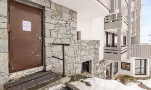 Exterior - Lovely Ski-in/ski-out Apartment With South-facing Balcony in Val Thorens (Les Belleville)
