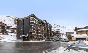 Exterior - VAL Thorens Rental: Sunny Studio for 4 People in a Lively Area (Les Belleville)