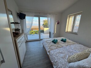 Fer et planche à repasser, Wi-Fi, draps fournis