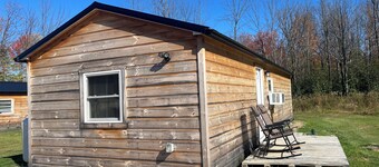 Charming cabin in Brushton NY. Unit 9