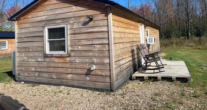 Charming cabin in Brushton NY. Unit 9