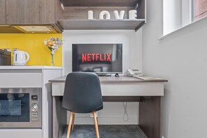 Interior - New House Serviced Apartments - 17178 (Coventry)