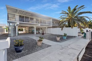 Exterior - Keys Breeze  2 Bedroom / 2 Bath Half Duplex with Dockage & Cabana Club Membership (Key Colony Beach)