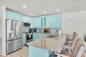 Unclassified image, 3 of 45, button