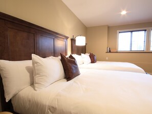 5 bedrooms, internet, bed sheets