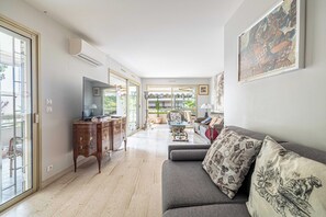 Leilighet | Oppholdsområde