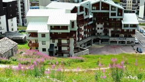 Unclassified image, 3 of 3, button - Studio for 4 People in Tignes at the Foot of the Slopes and Close to Shops in the Val Claret District. Apartment Located at the Foot (Tignes)
