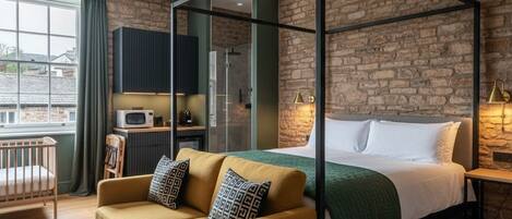 Estudi en suite Deluxe, 1 llit de matrimoni gran i sofà llit, no fumadors | Habitacions insonoritzades, planxa i posts de planxar i wifi gratuïta