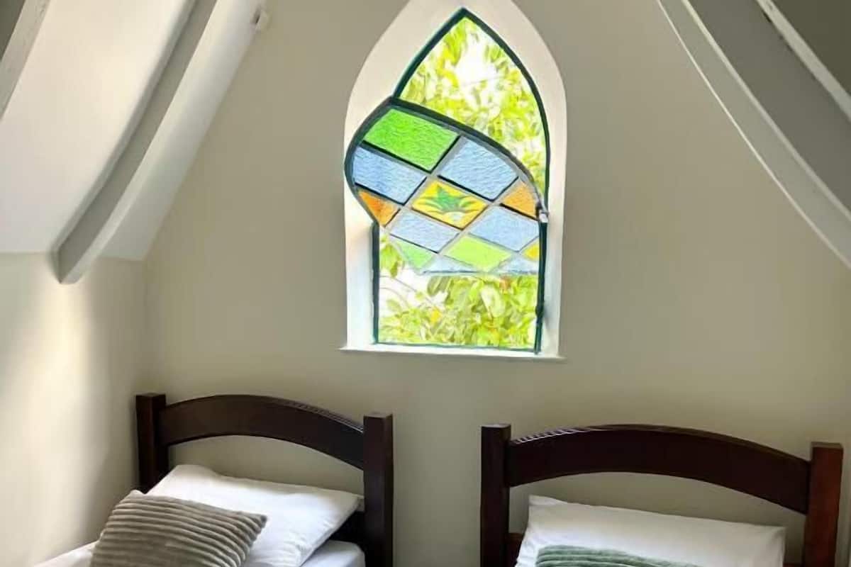 Tomannsrom – standard, hageutsikt | Wi-fi (inkludert)