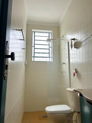 Bathroom - Hostel Castell di Madre (Santos)