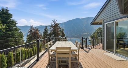 Summit Ridge - Lake Chelan & Mountain Views