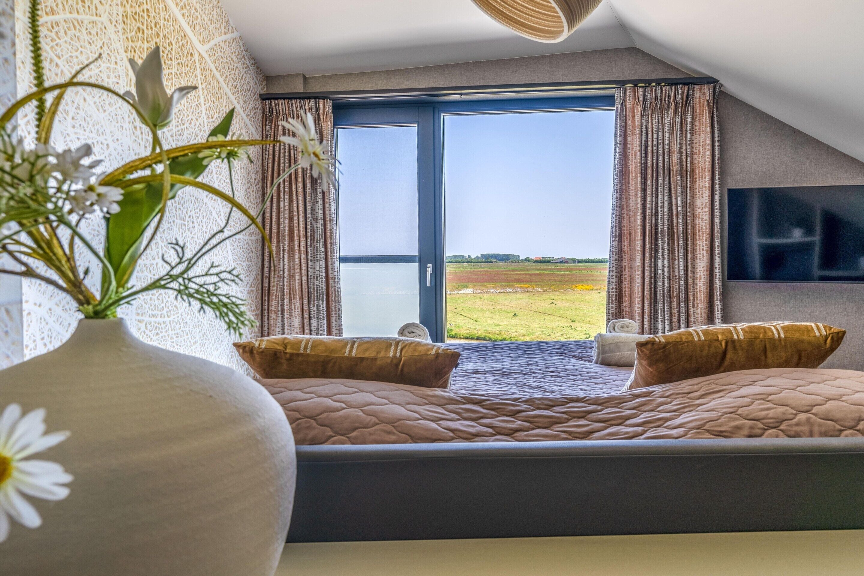 Vila | 4 kamar tidur dan dilengkapi dengan perabotan berbeda-beda