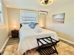 1 slaapkamer, een strijkplank/strijkijzer, reisbedje, gratis wifi